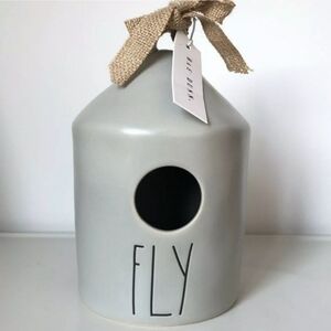 Fly birdhouse Rae Dunn